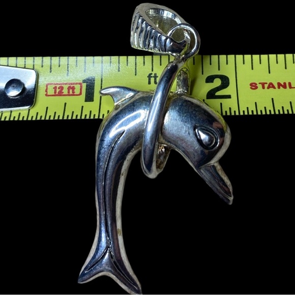 Vintage Dolphin Pendant in Silver (Tone/SP*) 14 grams - Picture 2 of 6